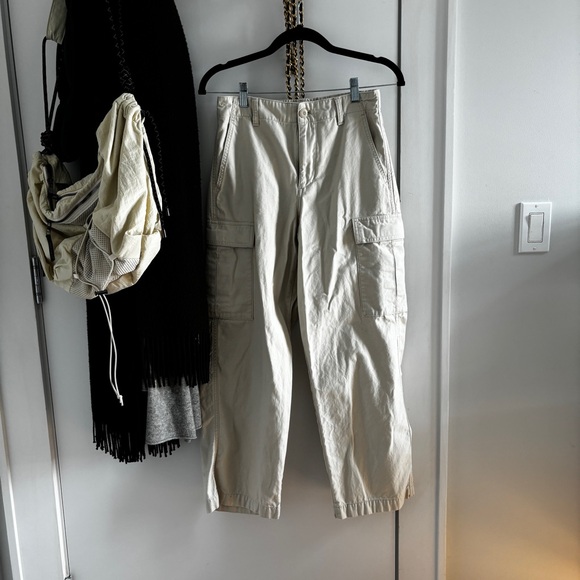 Uniqlo Cargo Pants Size Small - Picture 1 of 3